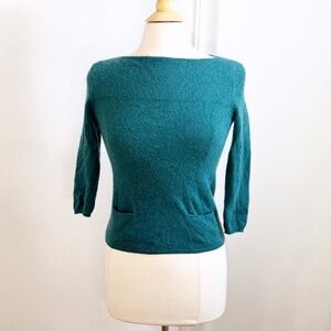 SOLD.  Lord & Taylor 100 Cashmere Pullover Sweater Green Extra Small XS